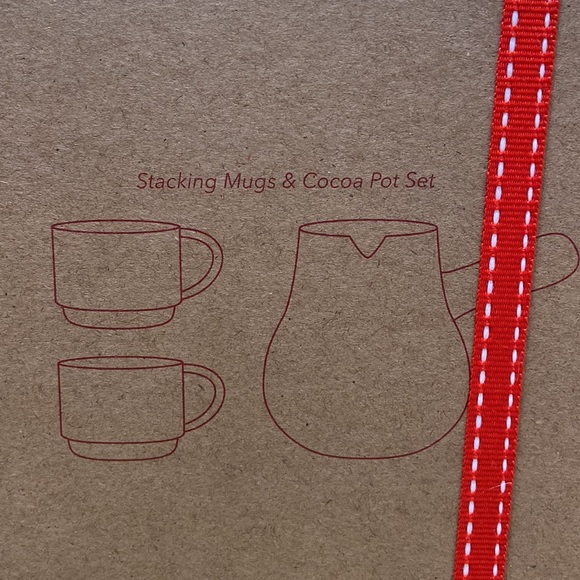 Rae Dunn MERRY CHRISTMAS Stacking Mugs & Cocoa Pot Set - Picture 4 of 6